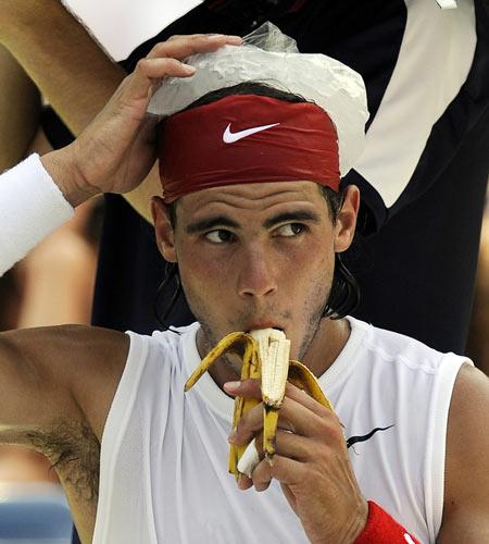 运动员间歇为什么吃香蕉(运动员比赛间歇吃香蕉是为什么)